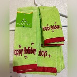 Holiday Time Green and Red Holiday Towels